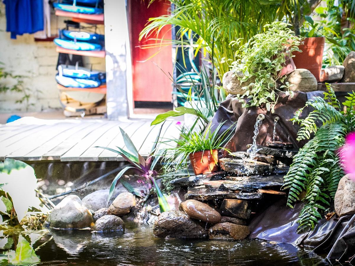 Experiencia Surf Camp Hostel Brisas de Zicatela ภายนอก รูปภาพ