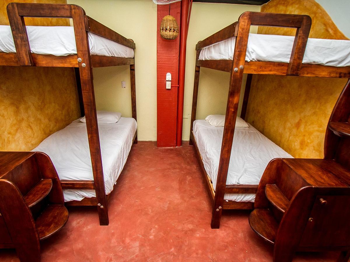 Experiencia Surf Camp Hostel Brisas de Zicatela ภายนอก รูปภาพ