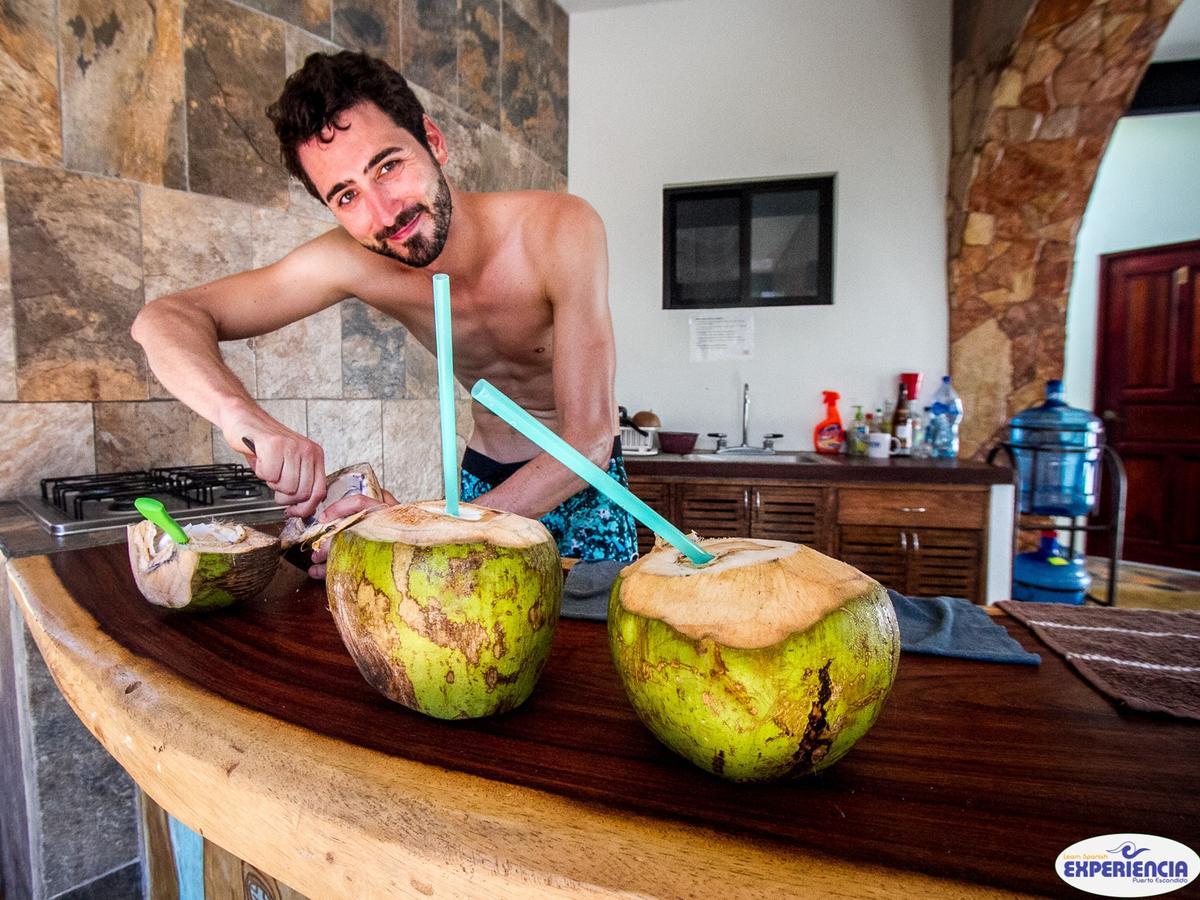 Experiencia Surf Camp Hostel Brisas de Zicatela ภายนอก รูปภาพ