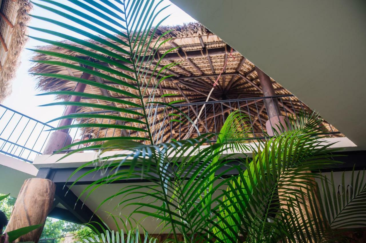 Experiencia Surf Camp Hostel Brisas de Zicatela ภายนอก รูปภาพ