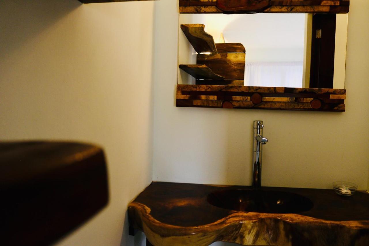 Experiencia Surf Camp Hostel Brisas de Zicatela ภายนอก รูปภาพ
